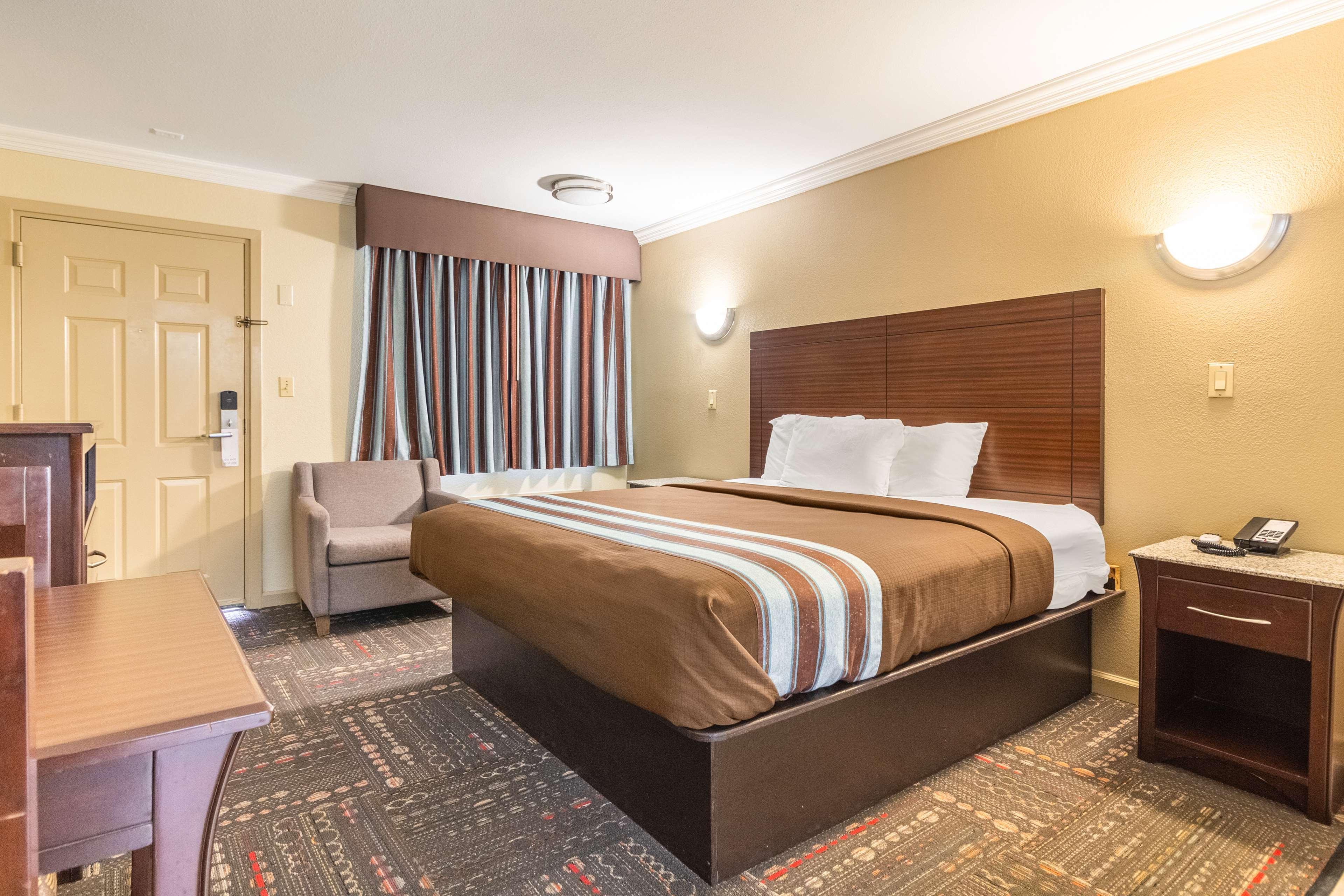 Hotel Dan Inn Uberaba & Convencoes By Nacional Inn Ngoại thất bức ảnh
