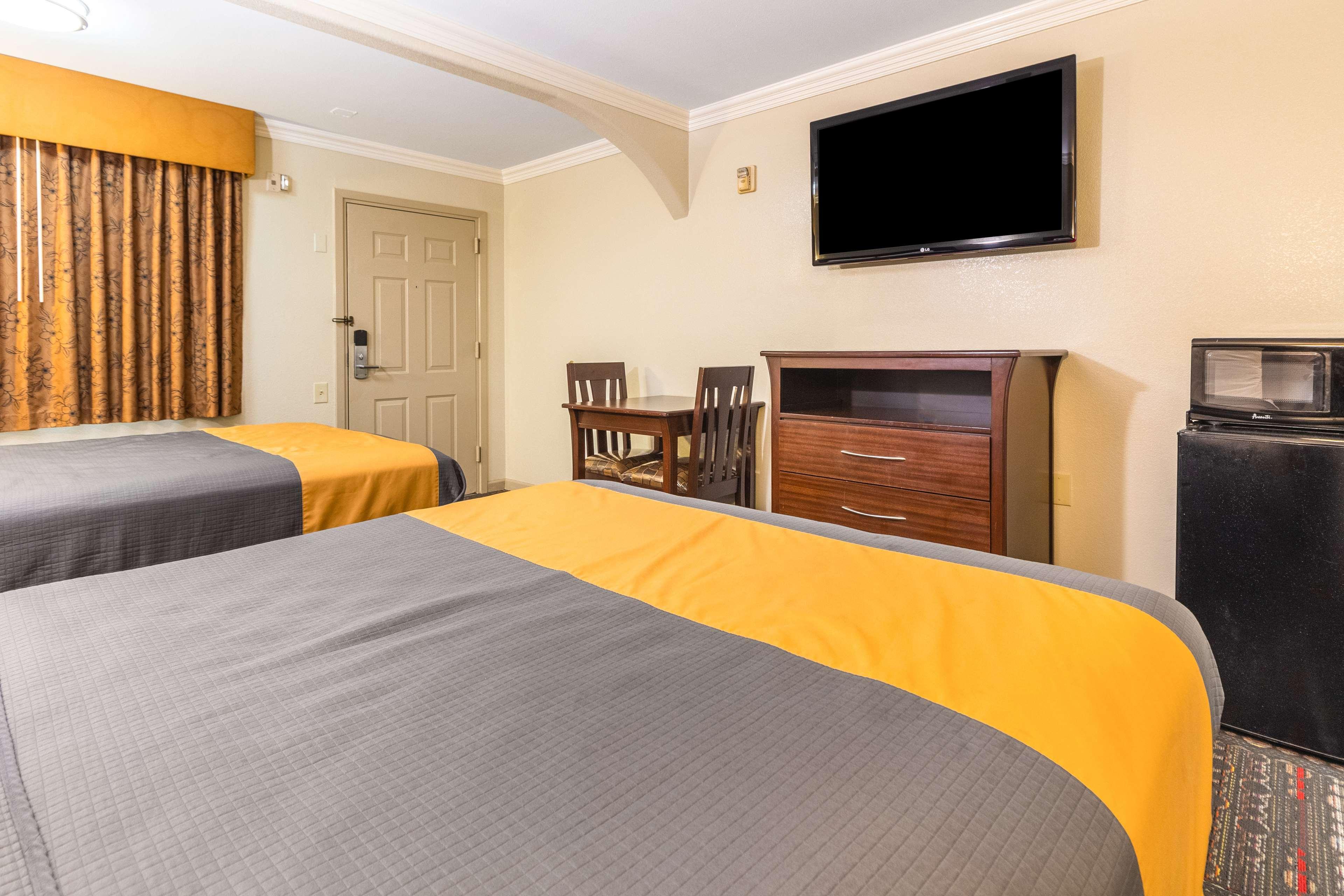 Hotel Dan Inn Uberaba & Convencoes By Nacional Inn Ngoại thất bức ảnh